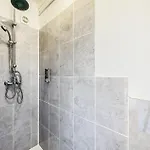 1 Bedroom Beautiful In *