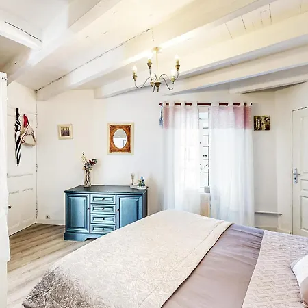 Awesome In With Wifi Holiday home Oradour-Fanais