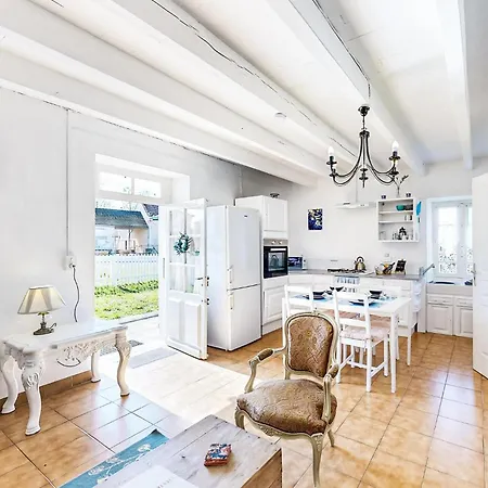 Awesome In With Wifi Oradour-Fanais