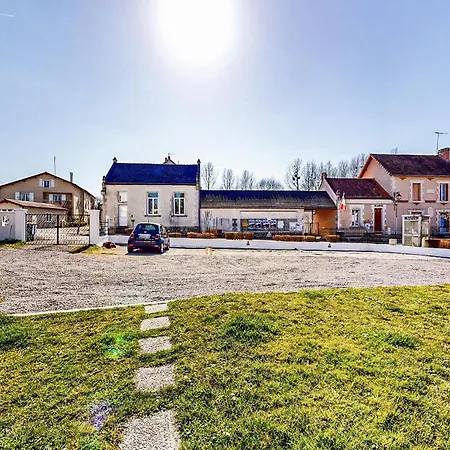 1 Bedroom Beautiful In