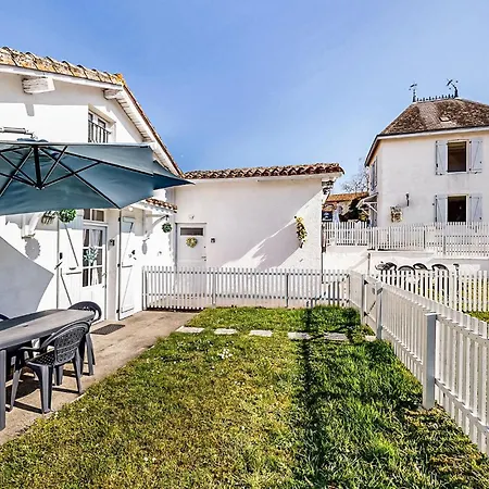 Awesome In With Wifi Holiday home