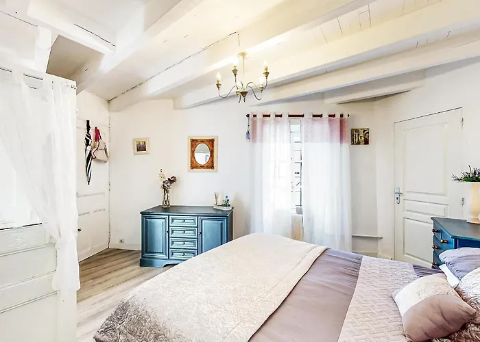 Lovely In With Wifi Сasa de vacaciones Oradour-Fanais